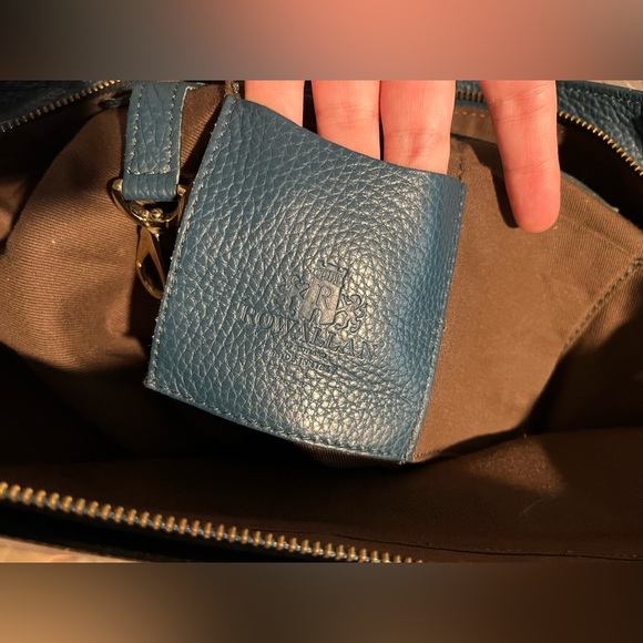 Rowallan of Scotland Genuine Leather in Crocodile Pattern w/ Gold Metal Accents - Picture 13 of 16